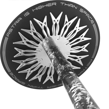 Tiaga Astra Silver Shisha Rauchsäule aus Edelstahl aus schräger Unteransicht